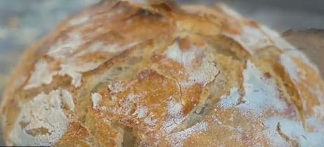Heinrich's erstes Brot (Dank seiner Schwester und Sarah)